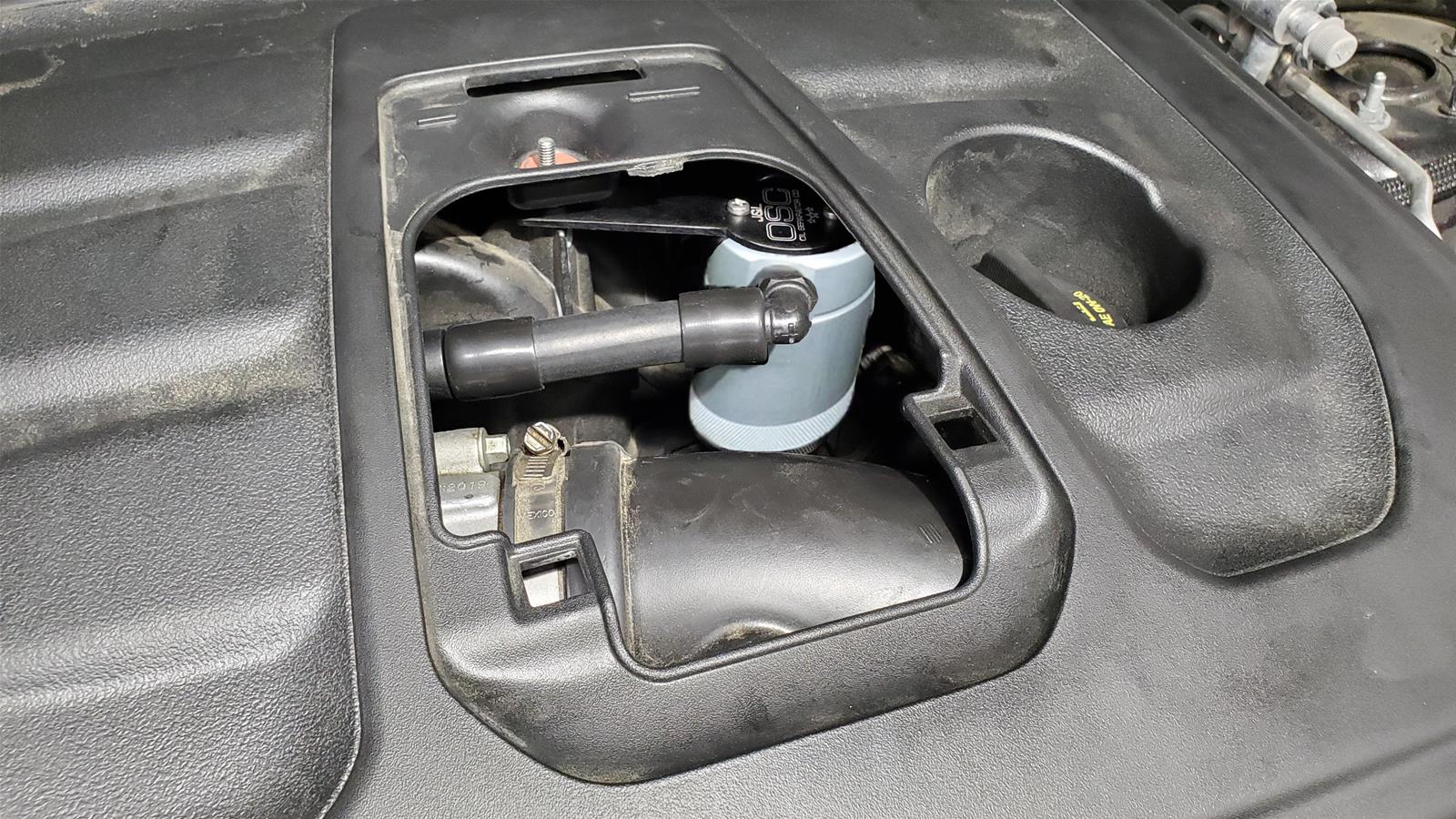 J&L 16-25 Dodge Durango / Jeep Grand Cherokee 3.6L Oil Separator 3.0 Passenger Side - Clear Anod