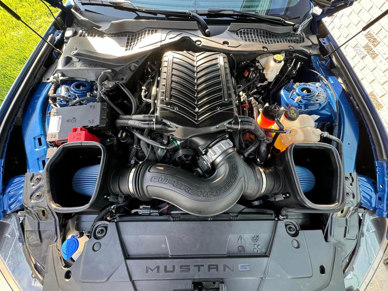 J&L 24-25 Ford Mustang GT w/ Whipple Supercharger Oil Separator 3.0 PCV Side - Black Anodized