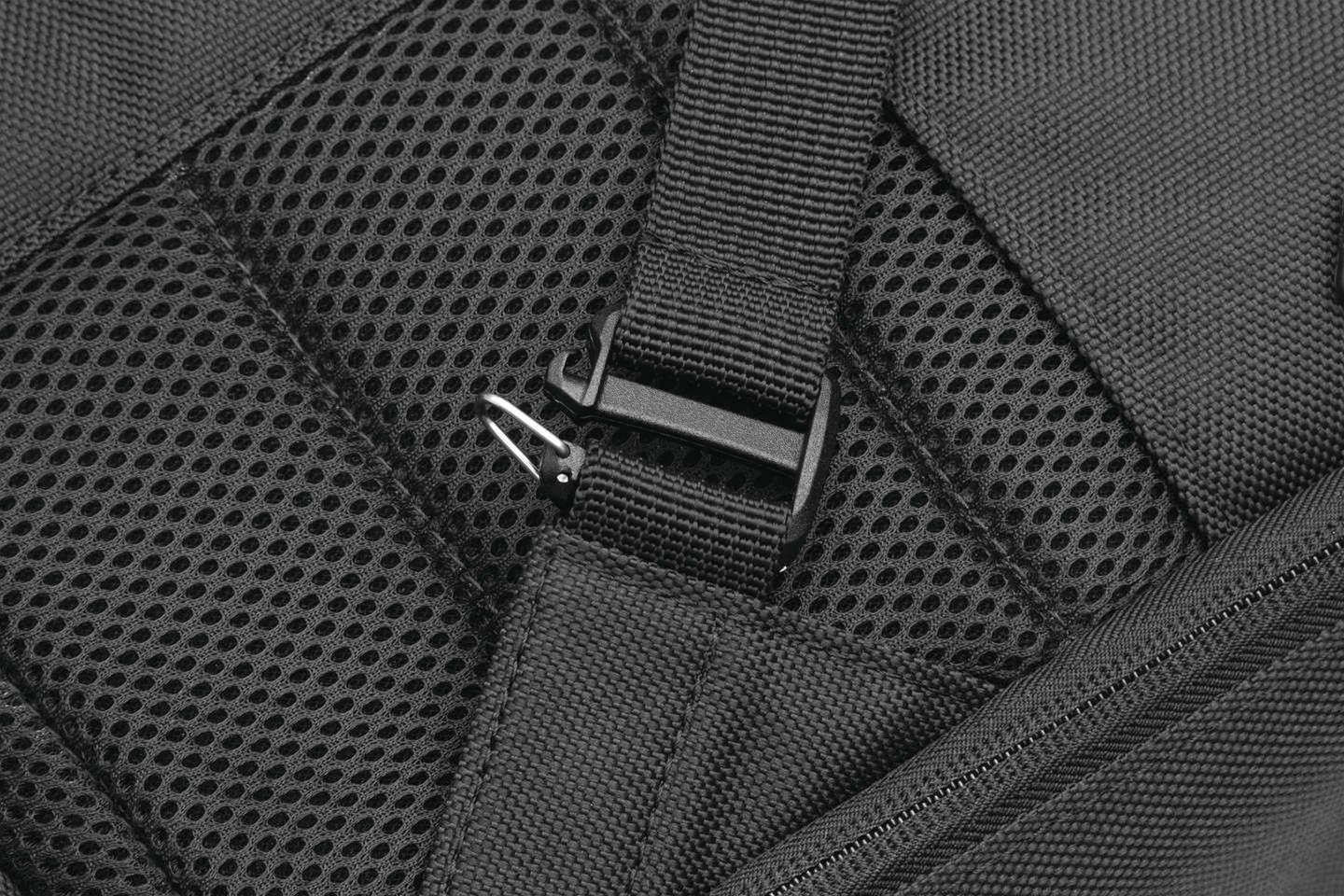 Kuryakyn Gear Bags and Backpacks 485243 MOMENTUM RUNAWAY BACKPK