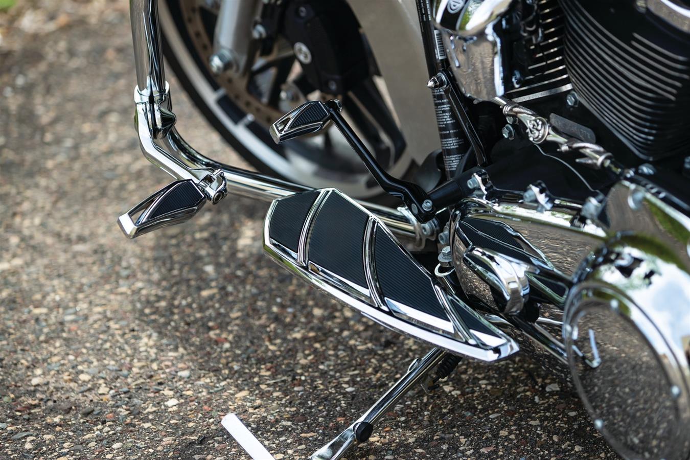 Kuryakyn Phantom Footpegs 5760 Foot Pegs, Phantom, Aluminum, Chrome, Pair