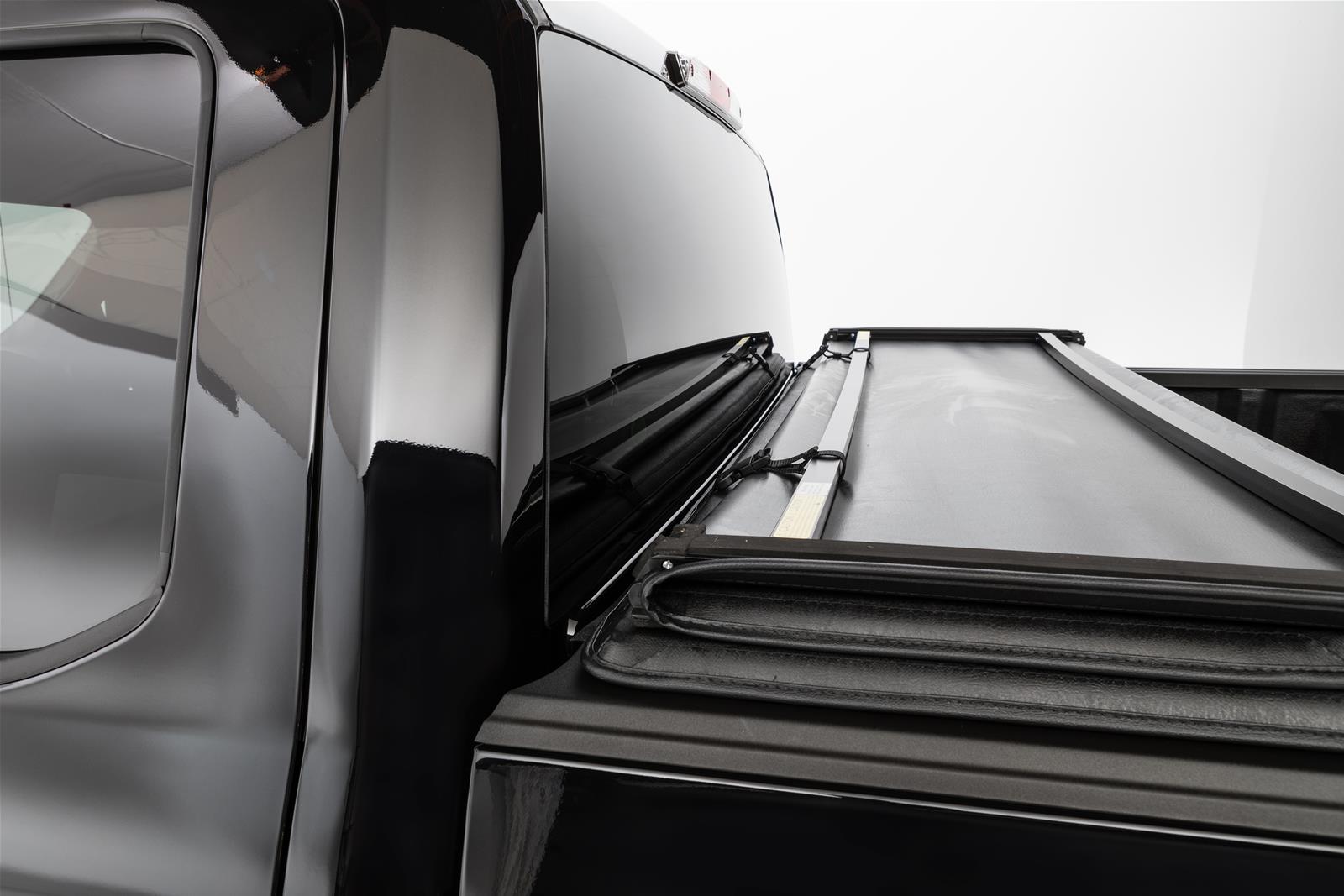 LEER 2016+ Toyota Tacoma LATITUDE 52TC16 5Ft2In w/ Track Tonneau Cover - Folding Compact Short Bed thumbnail 2