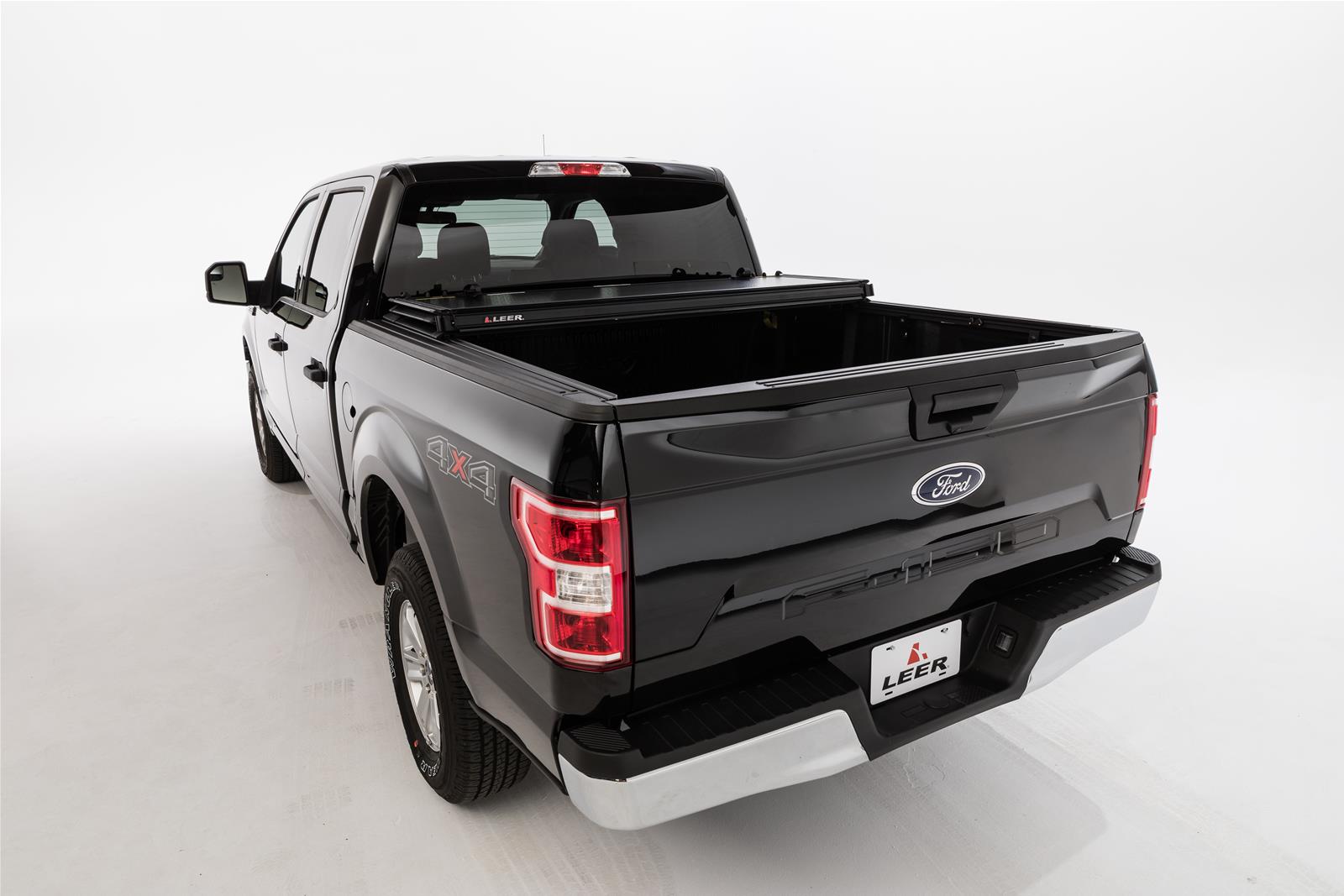 LEER 2019+ Ram HF350M 5Ft7In Classic w/o RamBox Tonneau Cover - Folding Full Size Short Bed thumbnail 7