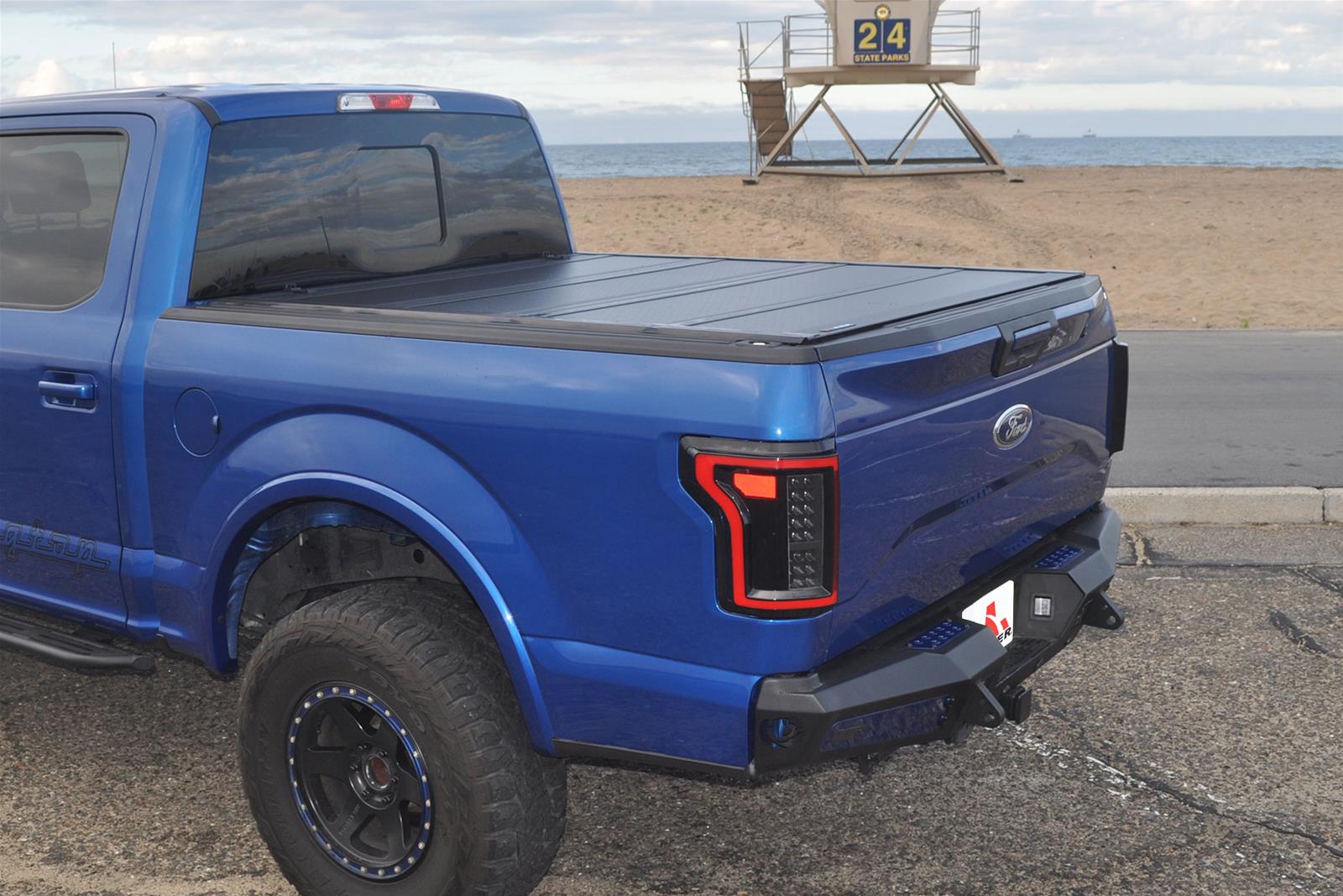 LEER 04-14 Ford F150 HF650M 6Ft6In Tonneau Cover - Folding thumbnail 6