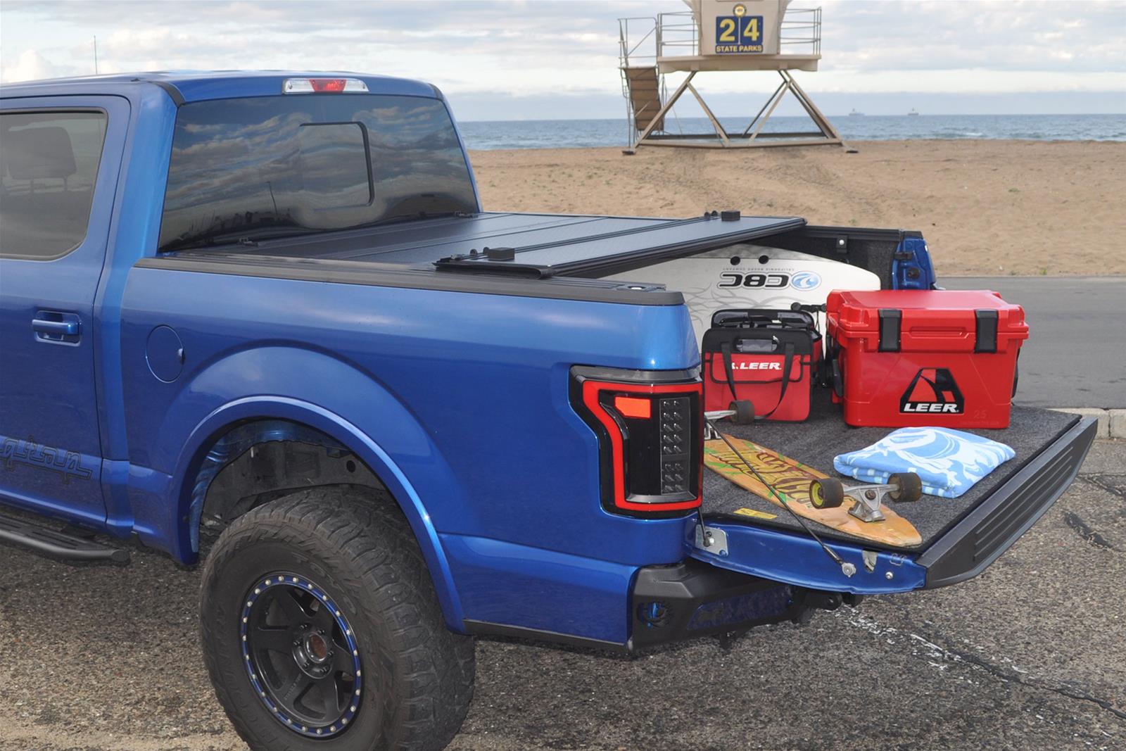 LEER 04-14 Ford F150 HF650M 6Ft6In Tonneau Cover - Folding thumbnail 4