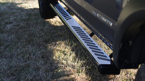 Lund 2019 Chevy Silverado 1500 Crew Cab Summit Ridge 2.0 Running Boards - Stainless thumbnail 2
