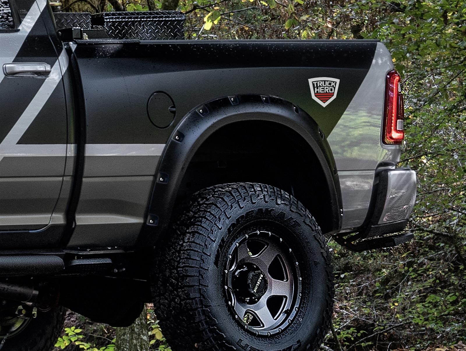 LUND - Fender Flares for 2019-2024 2500, 3500 RX137T Flare, FF RX-STYLE 4PC TEXTURED thumbnail 2
