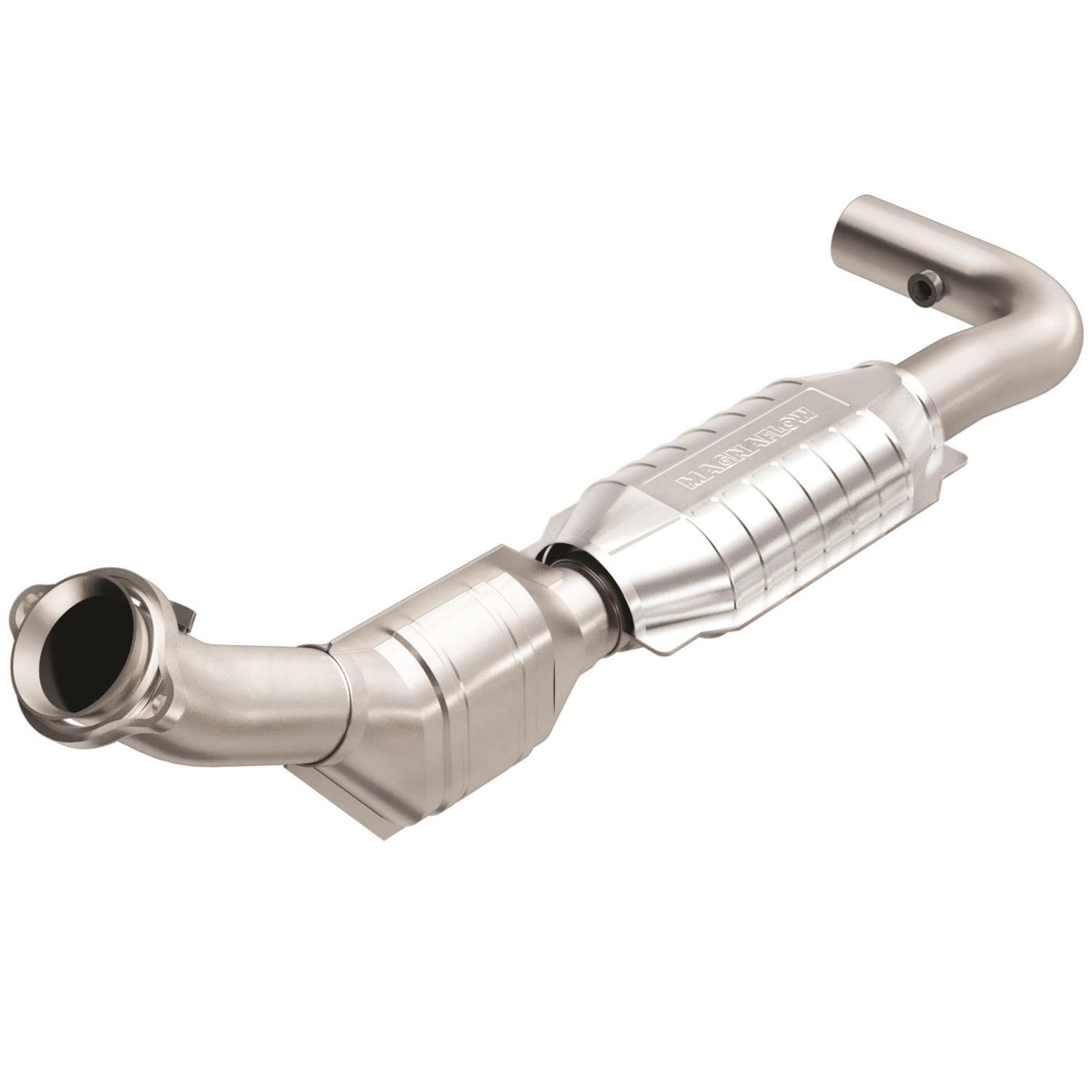 MagnaFlow Direct Fit Catalytic Converter 99-00 Ford Trucks 5.4L