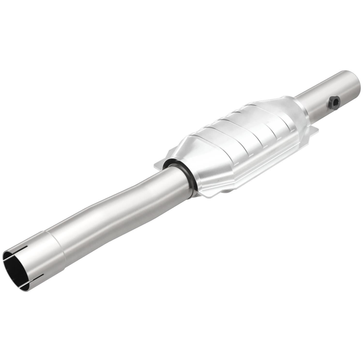 MagnaFlow Direct Fit Catalytic Converter 01-04 Jeep G/C 4.0L