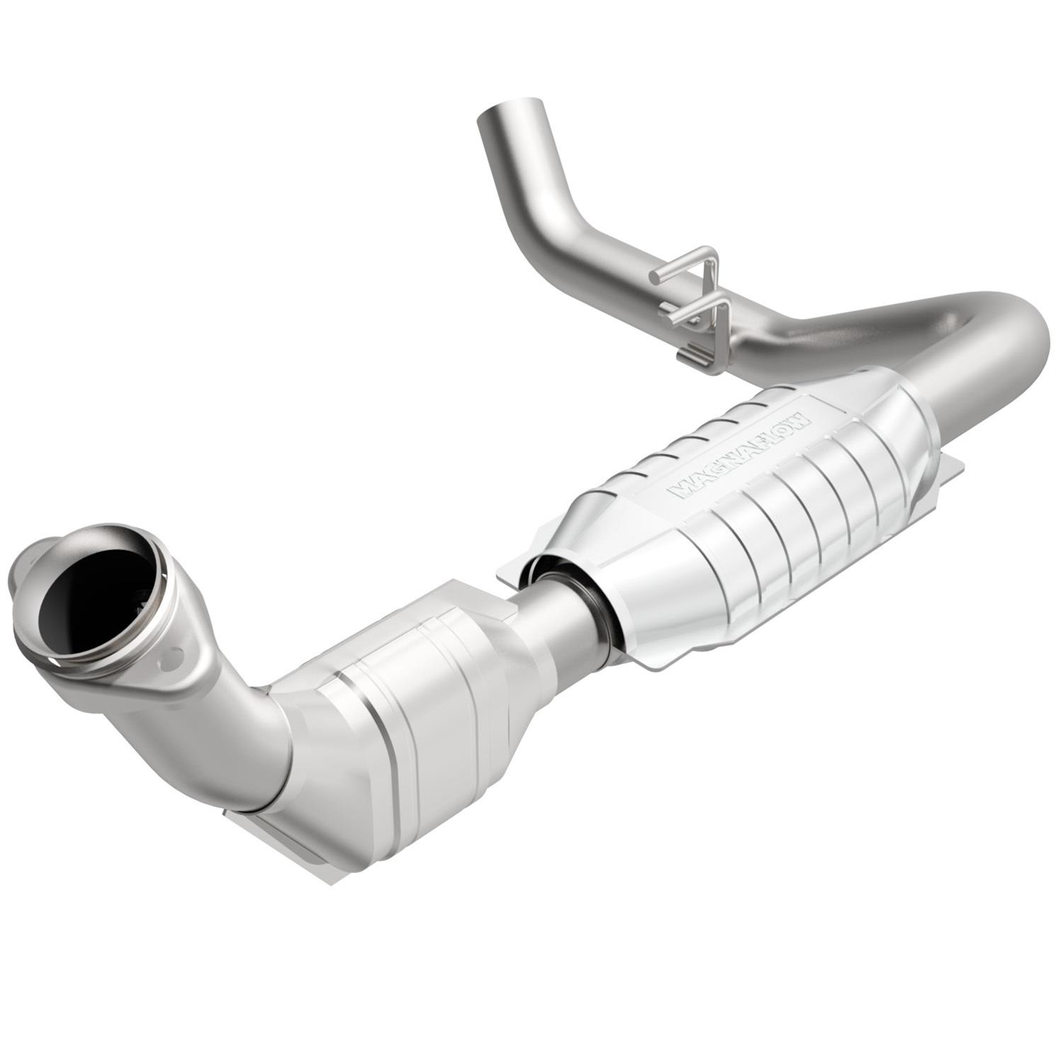 MagnaFlow Direct Fit Catalytic Converter 99-00 Ford Trucks 5.4L