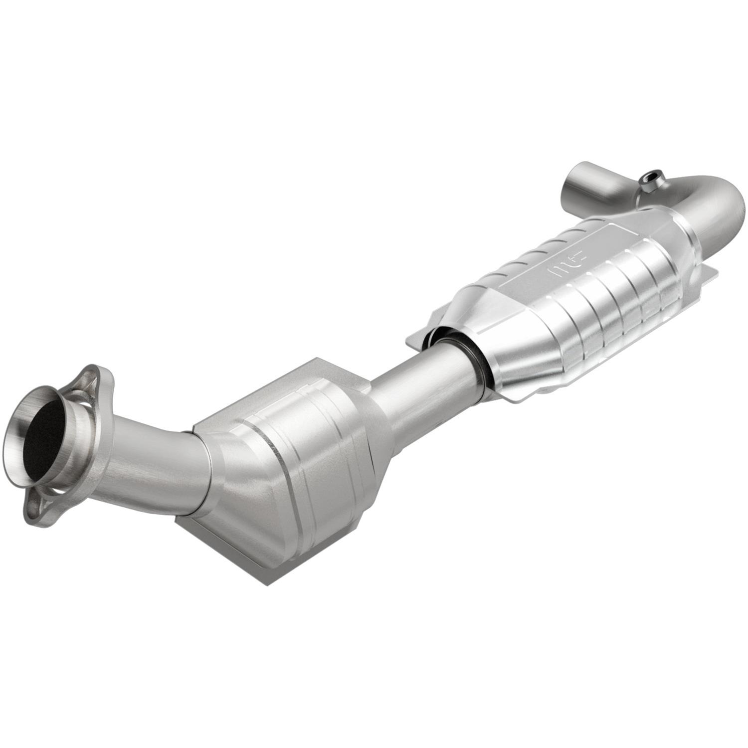 MagnaFlow Direct Fit Catalytic Converter 97-98 E150 E250 Van 4.2L D/