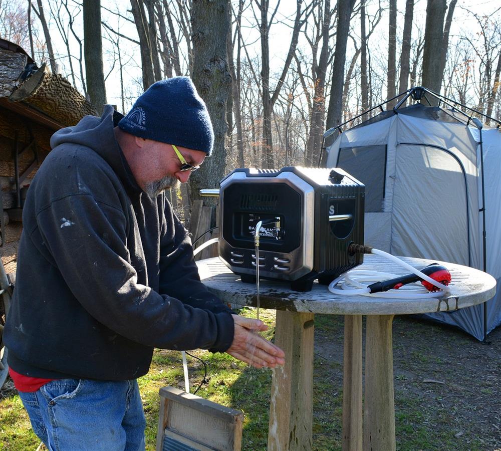 Mr. Heater F235350 Mr. Heater BaseCamp BOSS XCW20 Battery Operated