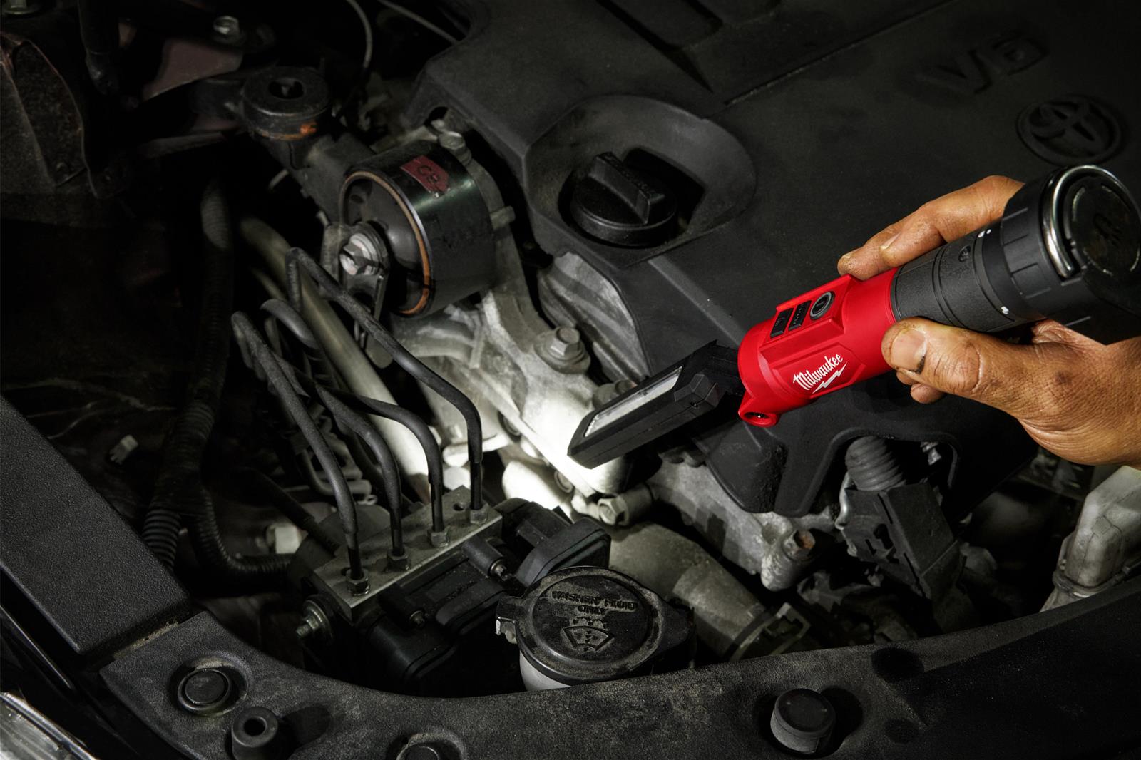 Milwaukee Tool 2128-21 Milwaukee REDLITHIUM USB Magnetic Stick