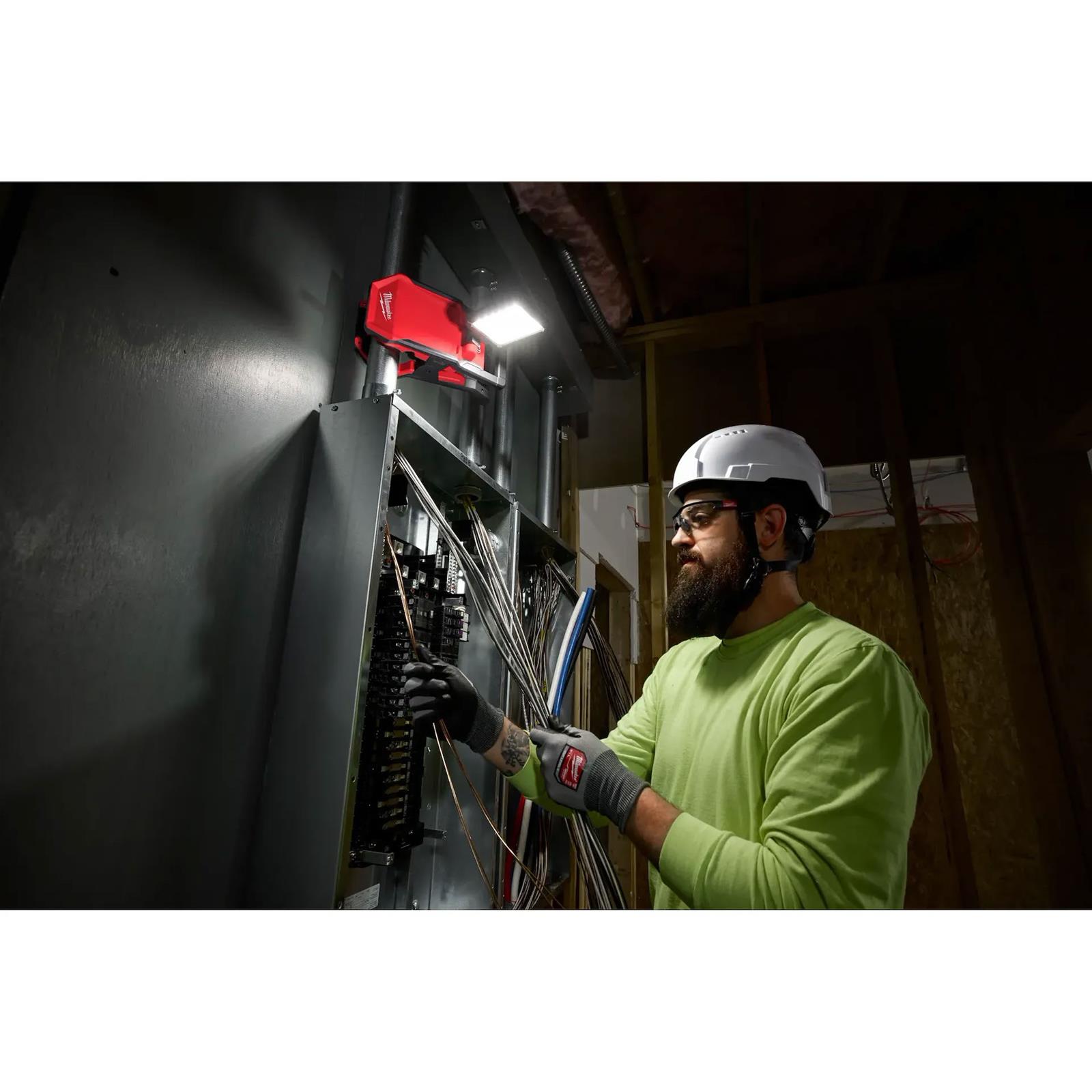 Milwaukee Tool 2358-20 Milwaukee M18 ROVER Clamping Floodlights