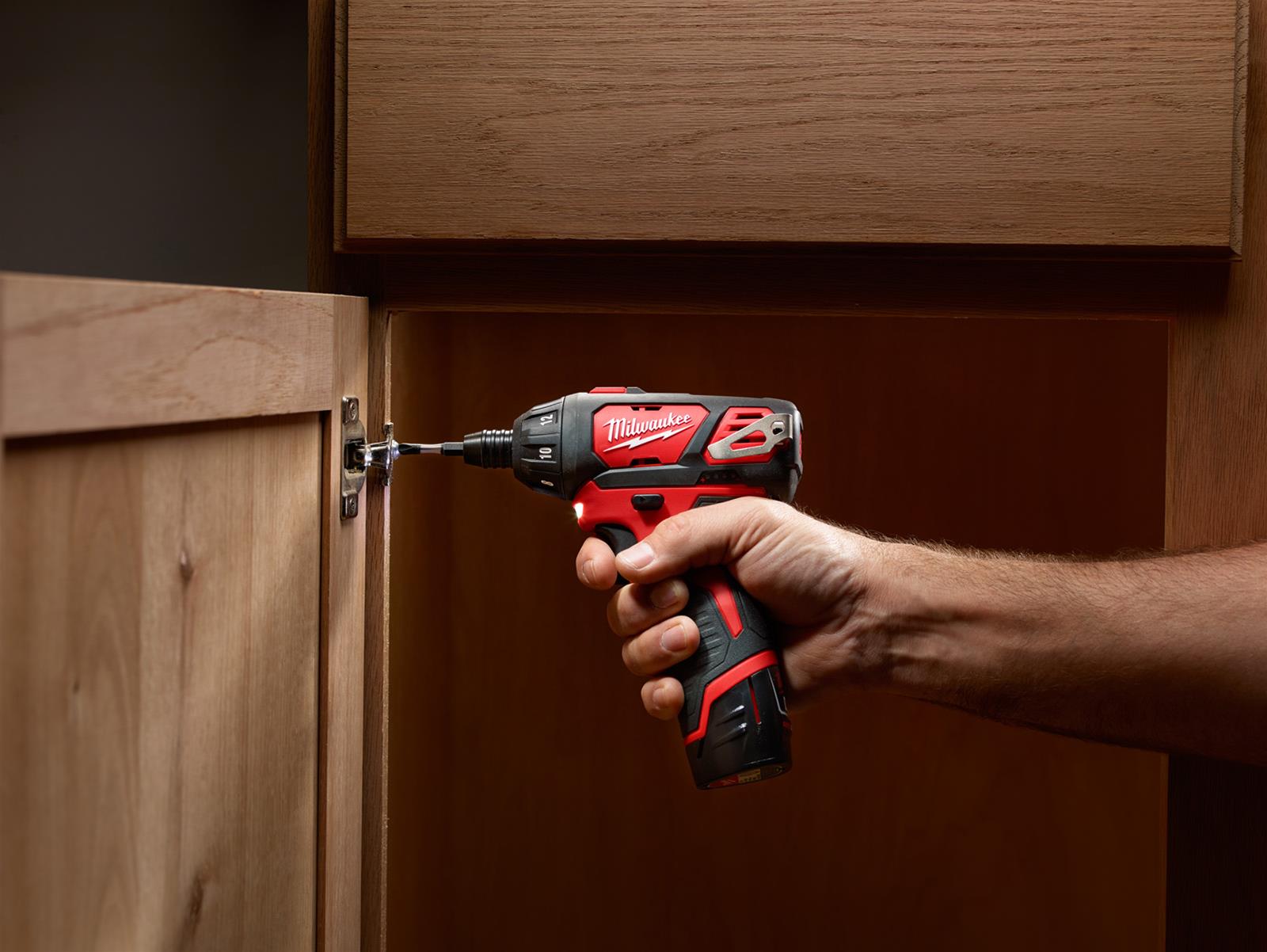 Milwaukee Tool 240122 Milwaukee M12 Cordless LithiumIon Screwdrivers Summit Racing