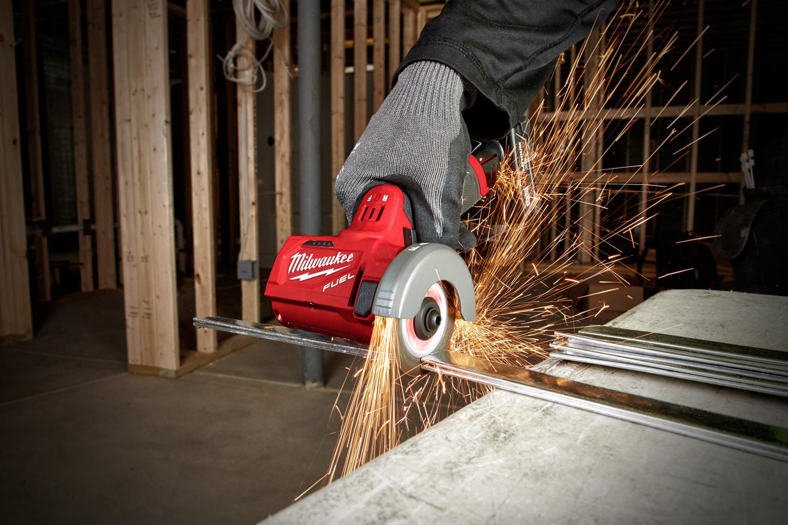 Milwaukee Tool 2522-21XC Milwaukee M12 FUEL Cut-Off Tools | Summit