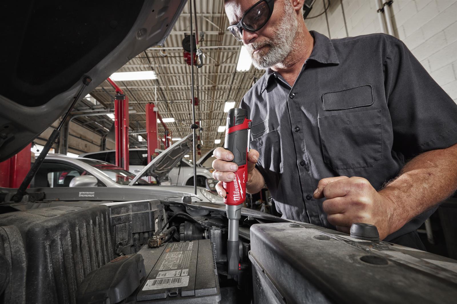 Milwaukee Tool 2568-20 Milwaukee M12 FUEL 1/4 in. Extended-Reach