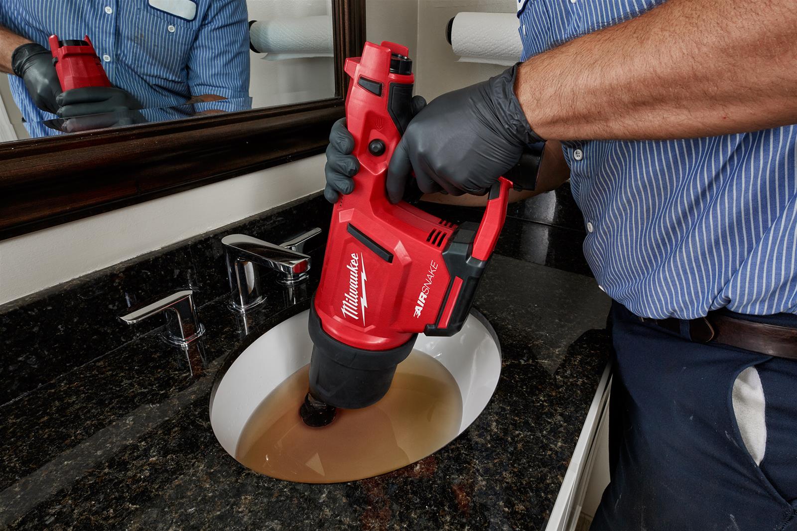 Milwaukee Tool 2572B20 Milwaukee M12 AIRSNAKE Drain Cleaning Air Guns