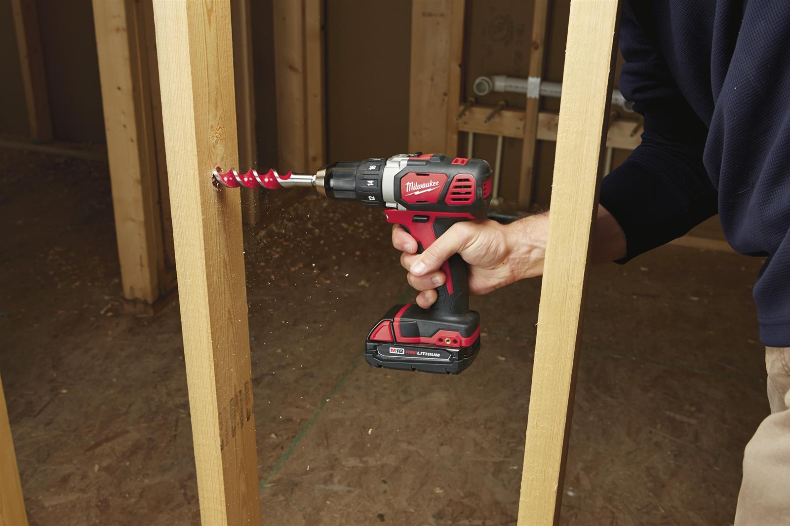 Milwaukee Tool 269122 Milwaukee M18 Cordless LithiumIon 2Tool Combo
