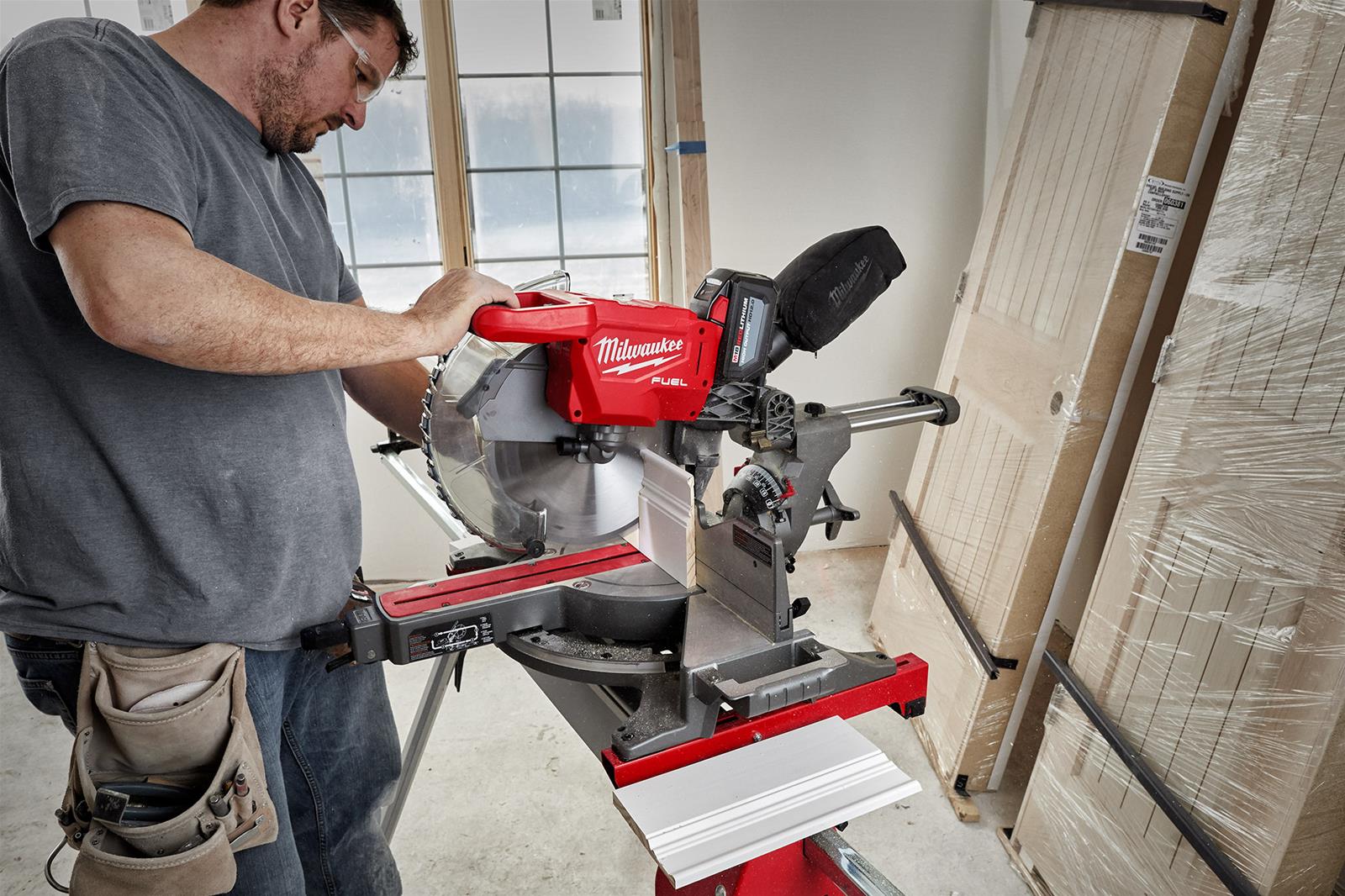 Milwaukee Tool 2739-21HD Milwaukee M18 FUEL 12 in. Dual Bevel Sliding