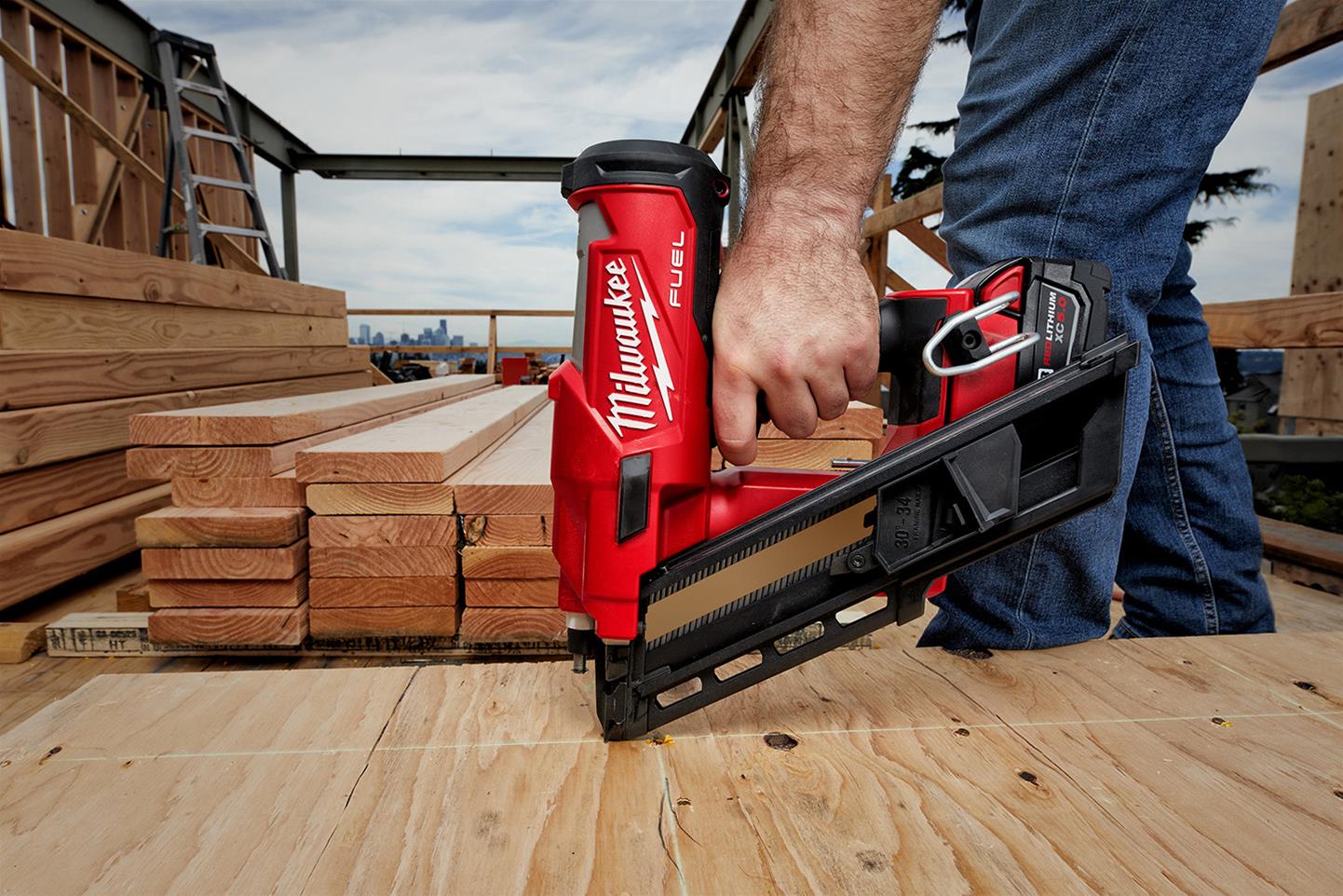 Milwaukee Tool 274521 Milwaukee M18 FUEL 30 Degree Framing Nailers