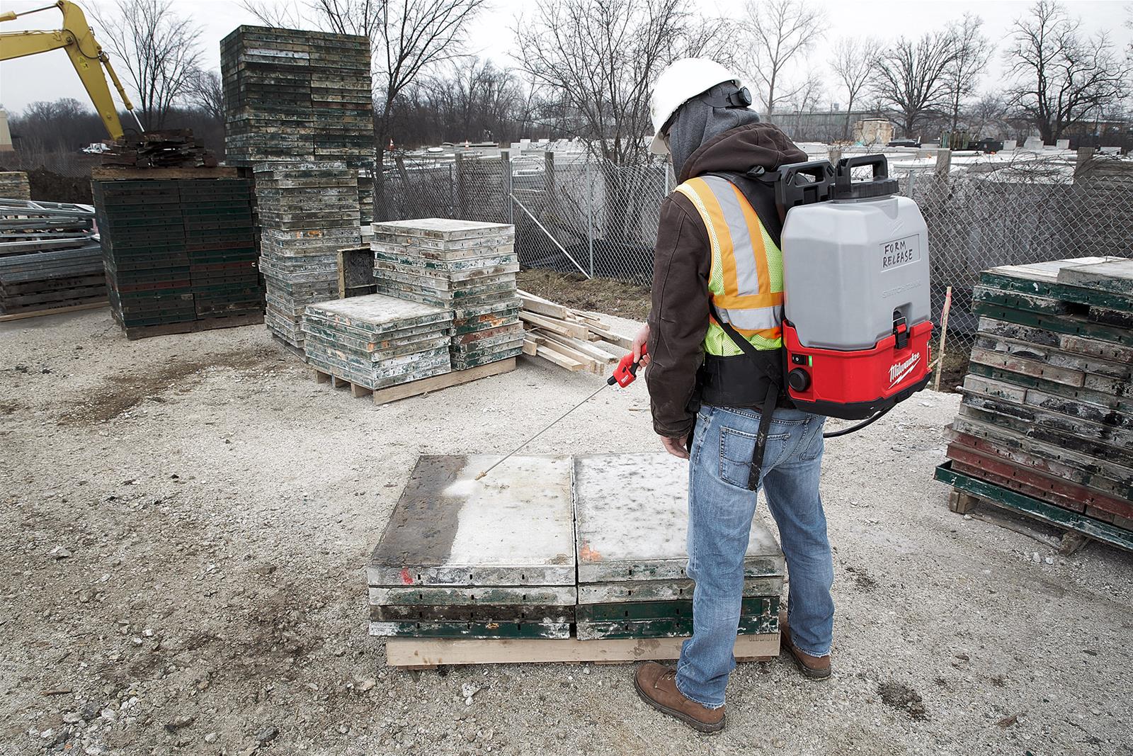 Milwaukee Tool 282020PS Milwaukee M18 SWITCH TANK Backpack Sprayers