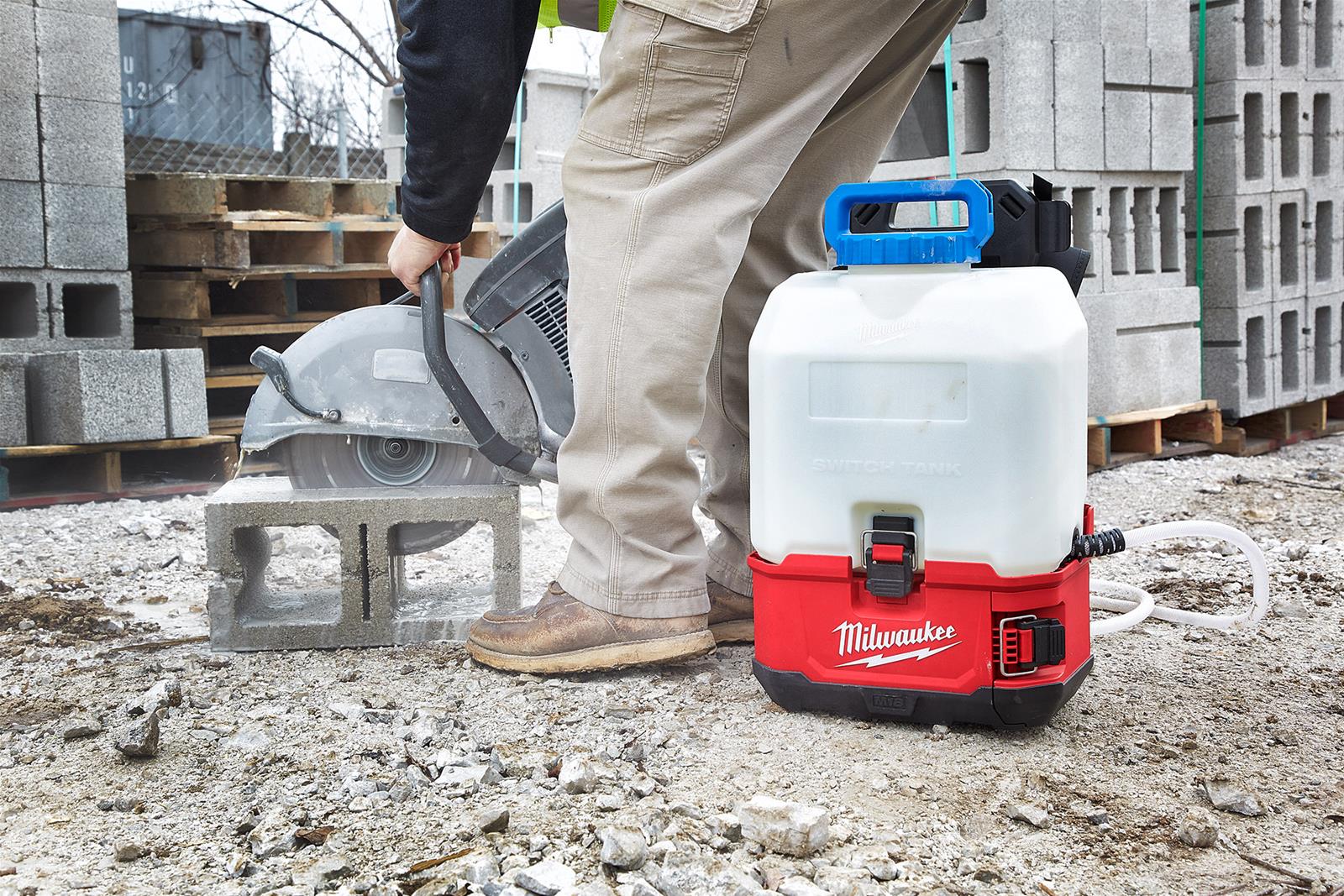 Milwaukee Tool 282020PS Milwaukee M18 SWITCH TANK Backpack Sprayers
