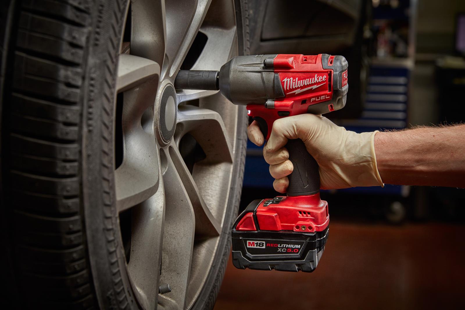 Milwaukee Tool 2861-22 Milwaukee M18 FUEL Cordless Lithium-Ion Mid