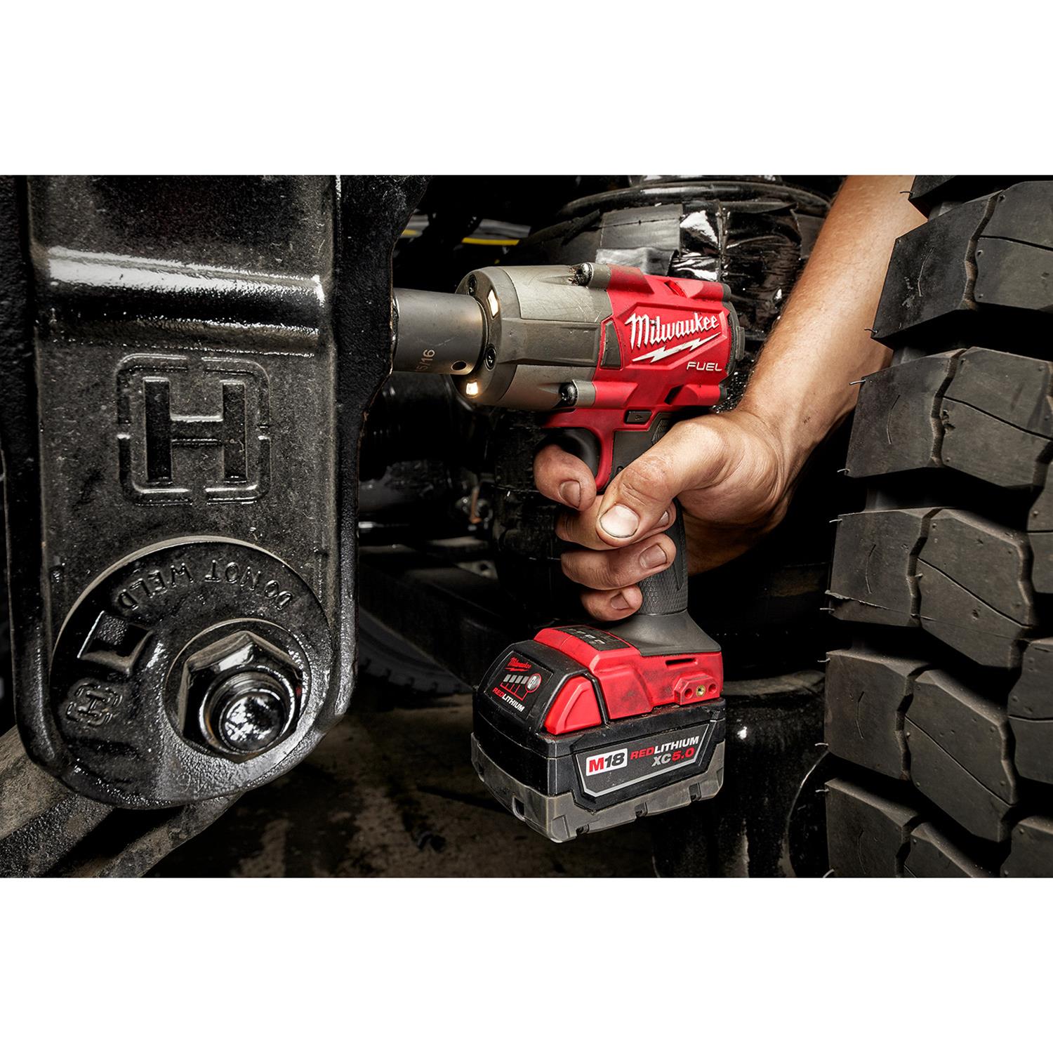 Milwaukee Tool 2962-22 Milwaukee M18 FUEL 1/2 in. Mid-Torque Impact ...