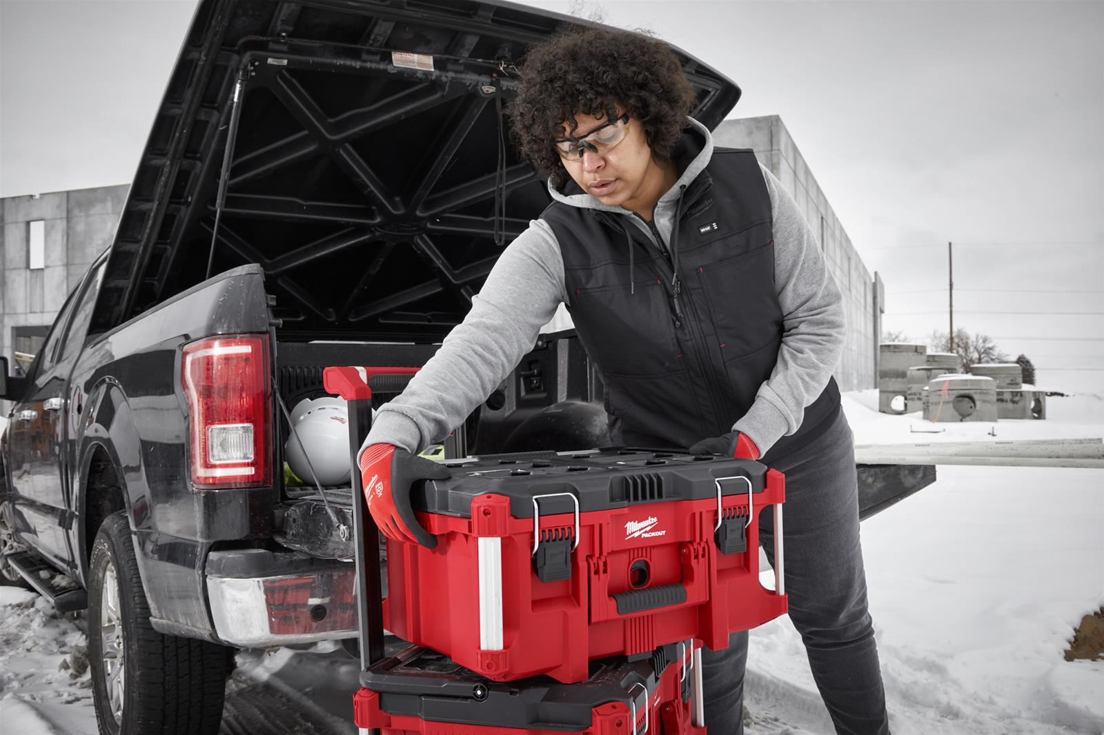 Milwaukee Tool 334B-212X Milwaukee M12 Women's Heated AXIS Vests