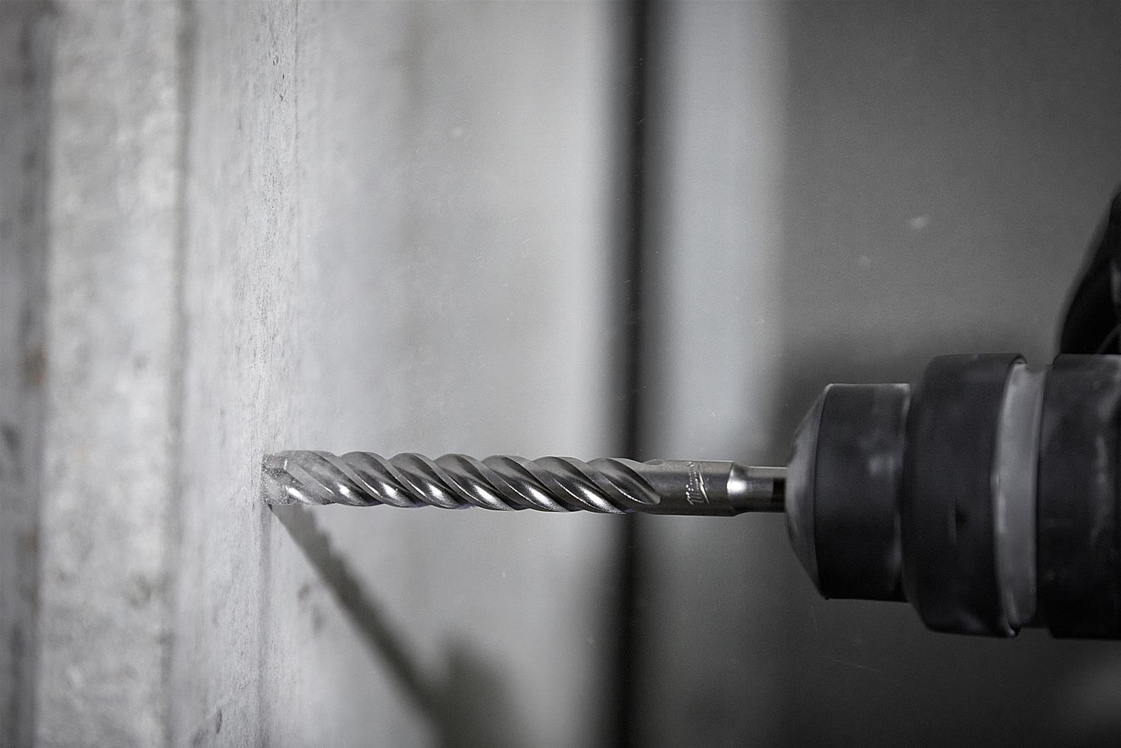 Milwaukee Tool 48207200 Milwaukee MX4 4Cutter SDS PLUS Rotary Hammer