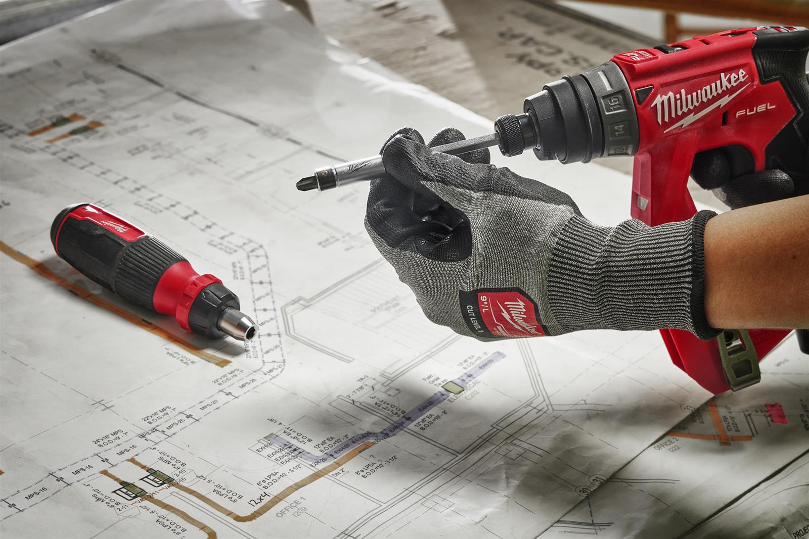 Milwaukee Tool 48-22-2904 Milwaukee 27-in-1 Ratcheting Multi-Bit