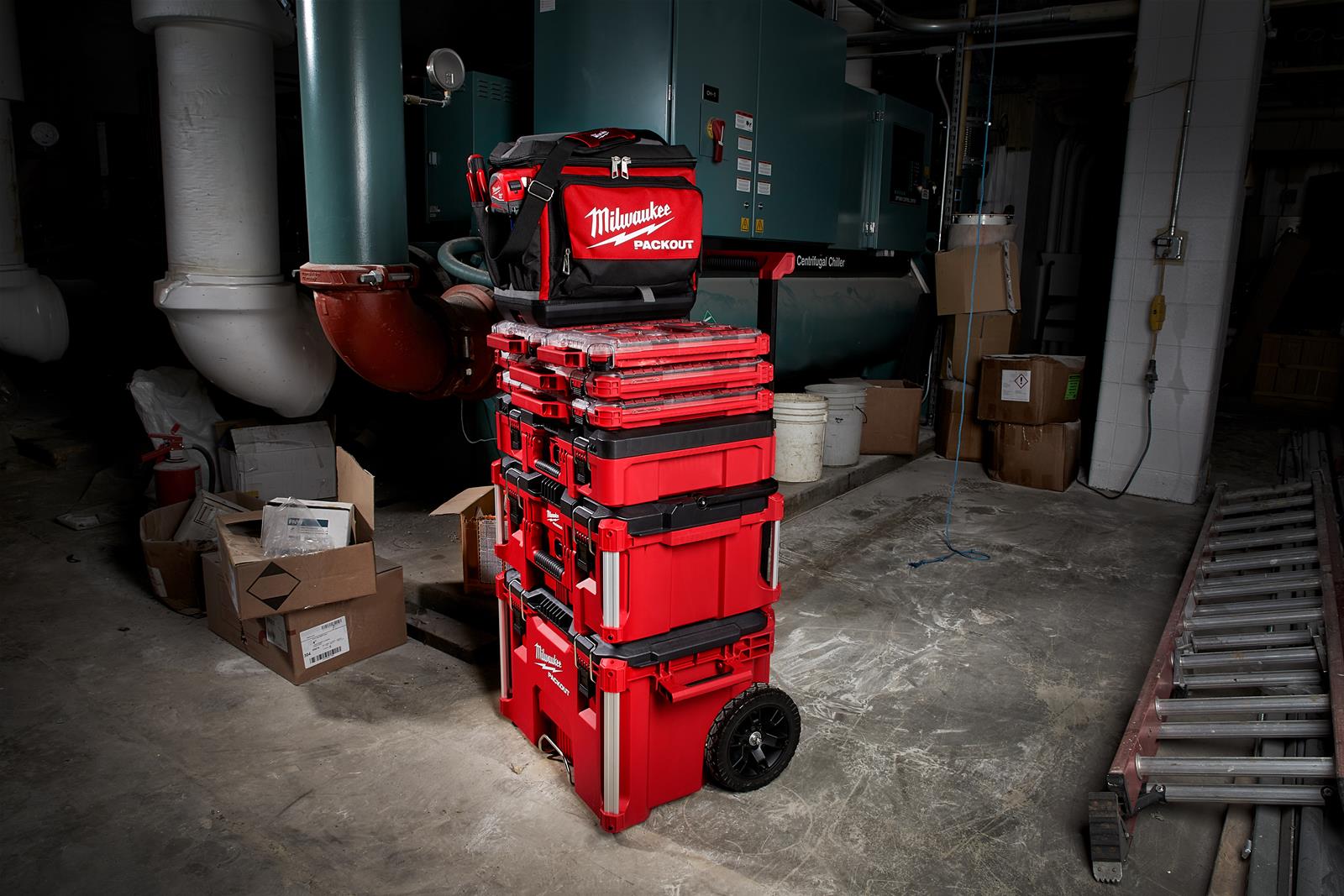 Milwaukee Tool 48-22-8302 Milwaukee PACKOUT Coolers | Summit Racing