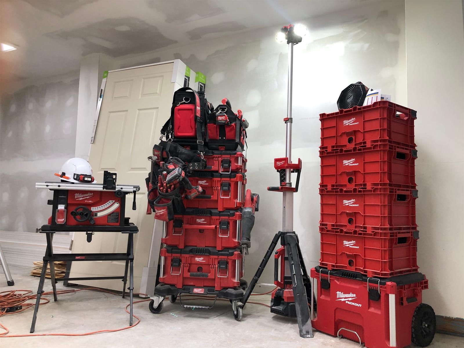 Milwaukee Tool 48-22-8440 Milwaukee PACKOUT Crates | Summit Racing