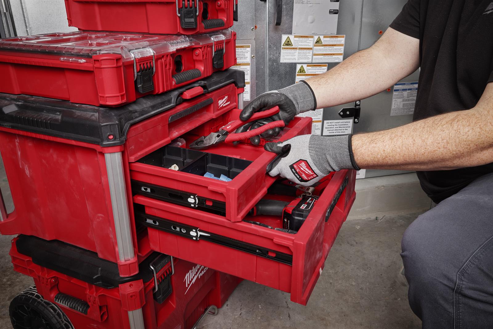 Milwaukee Tool 48-22-8447 Milwaukee PACKOUT Multi-Depth 3-Drawer