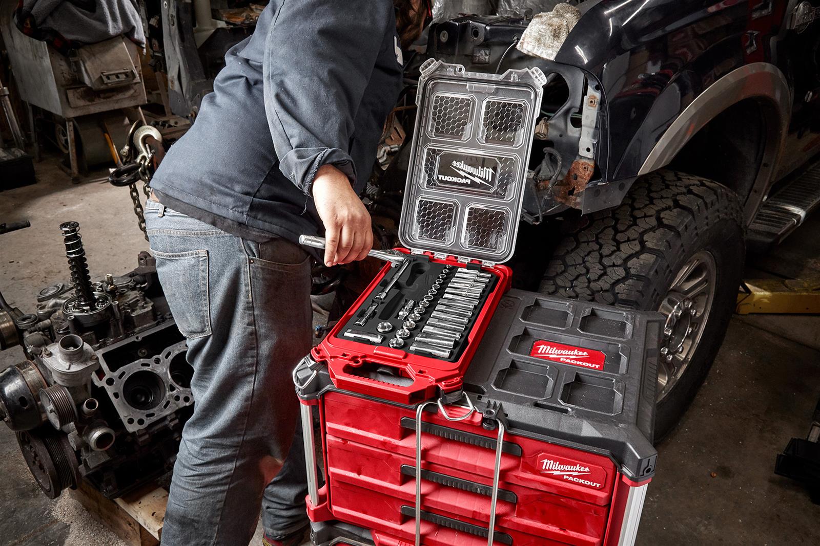 デプス　レイド　スーパーセット Milwaukee Tool 48-22-9482 Milwaukee 32-Piece Ratchet and Socket
