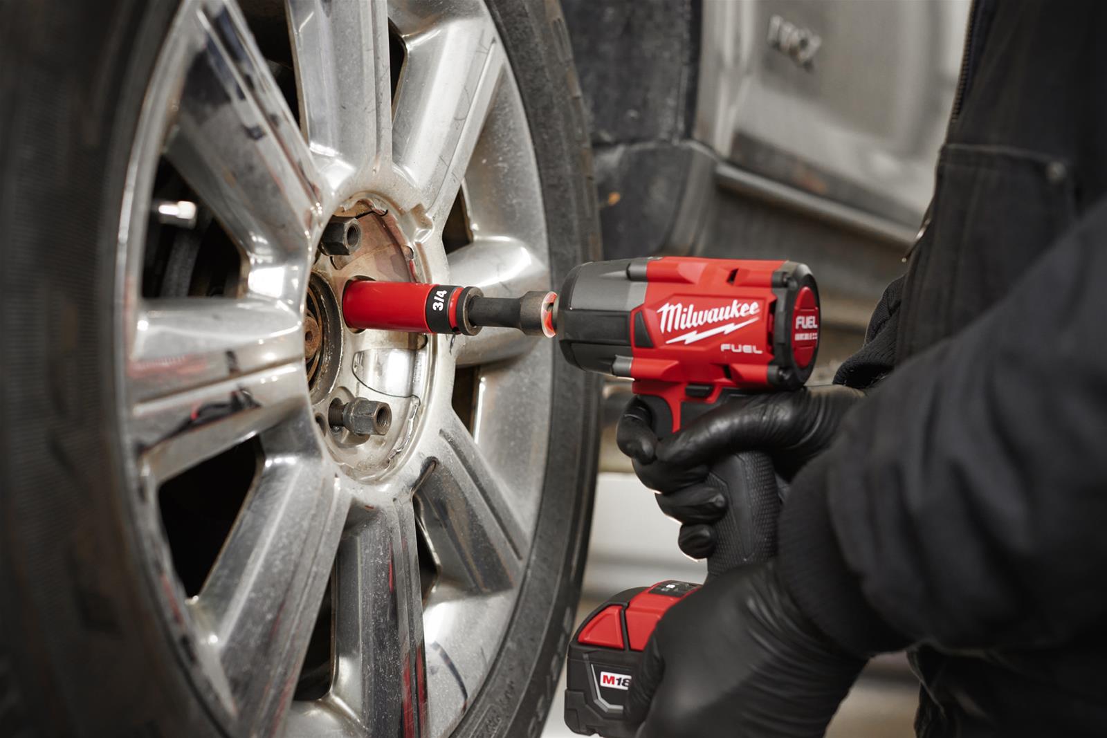 Milwaukee Tool 49667832 Milwaukee SHOCKWAVE Impact Duty Lug Nut