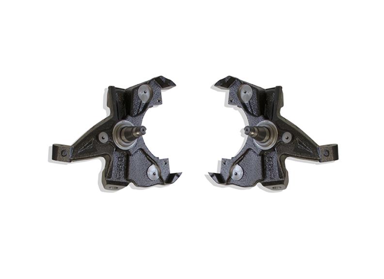 MaxTrac 88-91 GM C1500/2500 2WD Standard Cab 5/6 Lug 2in Front Lowering Spindles