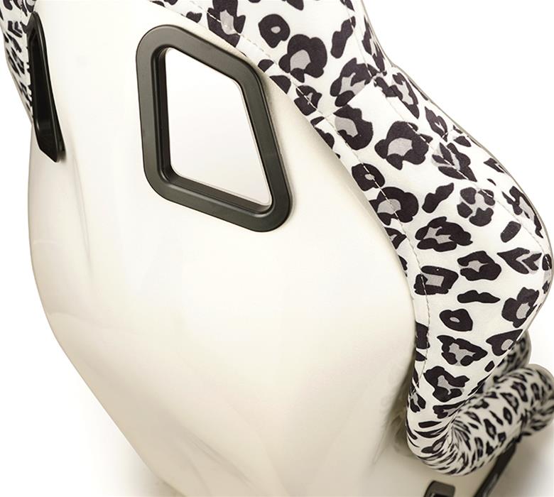 レア　EPIC MRX LS カスタムヘッド NRG Innovations FRP-303WT-SAVAGE NRG PRISMA SAVAGE Bucket Seats