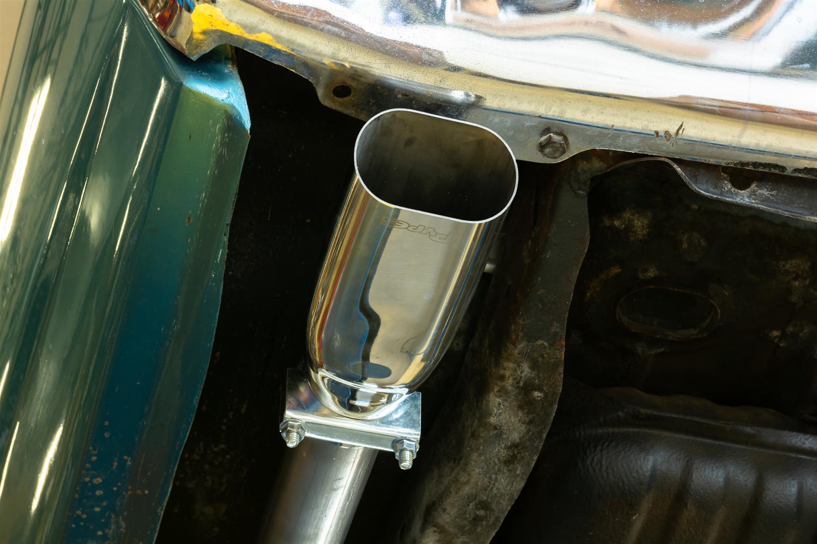 Pypes No-Muffler Exhaust Systems SGA20 System, Header-Back, 409 Stainless Steel, Natural, Split Rear, 2.50 in. Diameter, Kit thumbnail 4