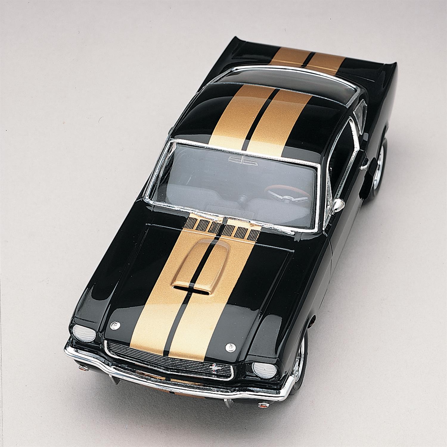 Amazon.com: Revell 85-2482 '66 Shelby Mustang GT350H Model