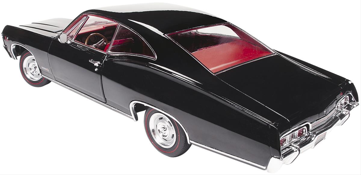 Summit Gifts AMM1129 1:18 Scale 1967 Chevy Impala SS Diecast Model