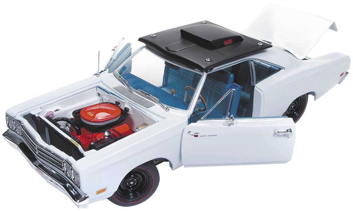 1969 Plymouth Roadrunner 1:18 ダイキャスト 1/18 Auto World 1969 Plymouth Road Runner Seafoam Turquoise