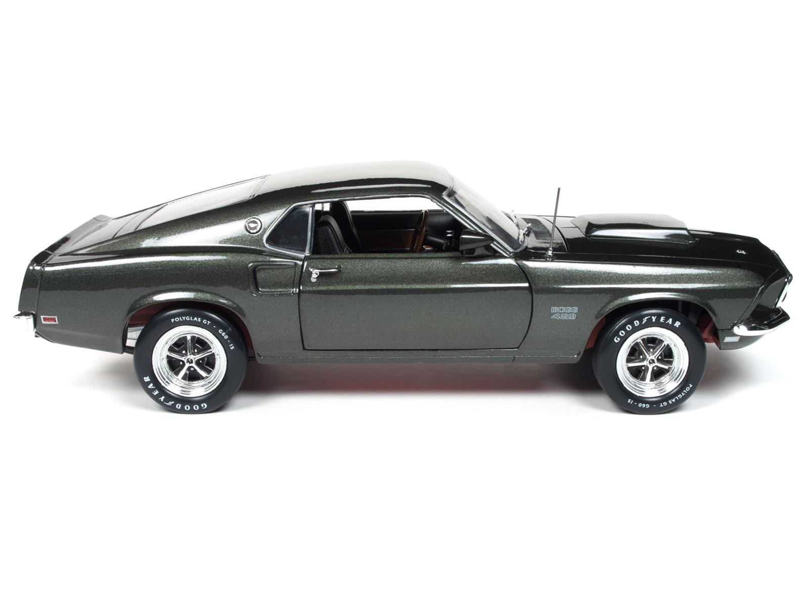 Summit Gifts AMM1152 1:18 Scale 1969 Ford Mustang Boss 429 Diecast