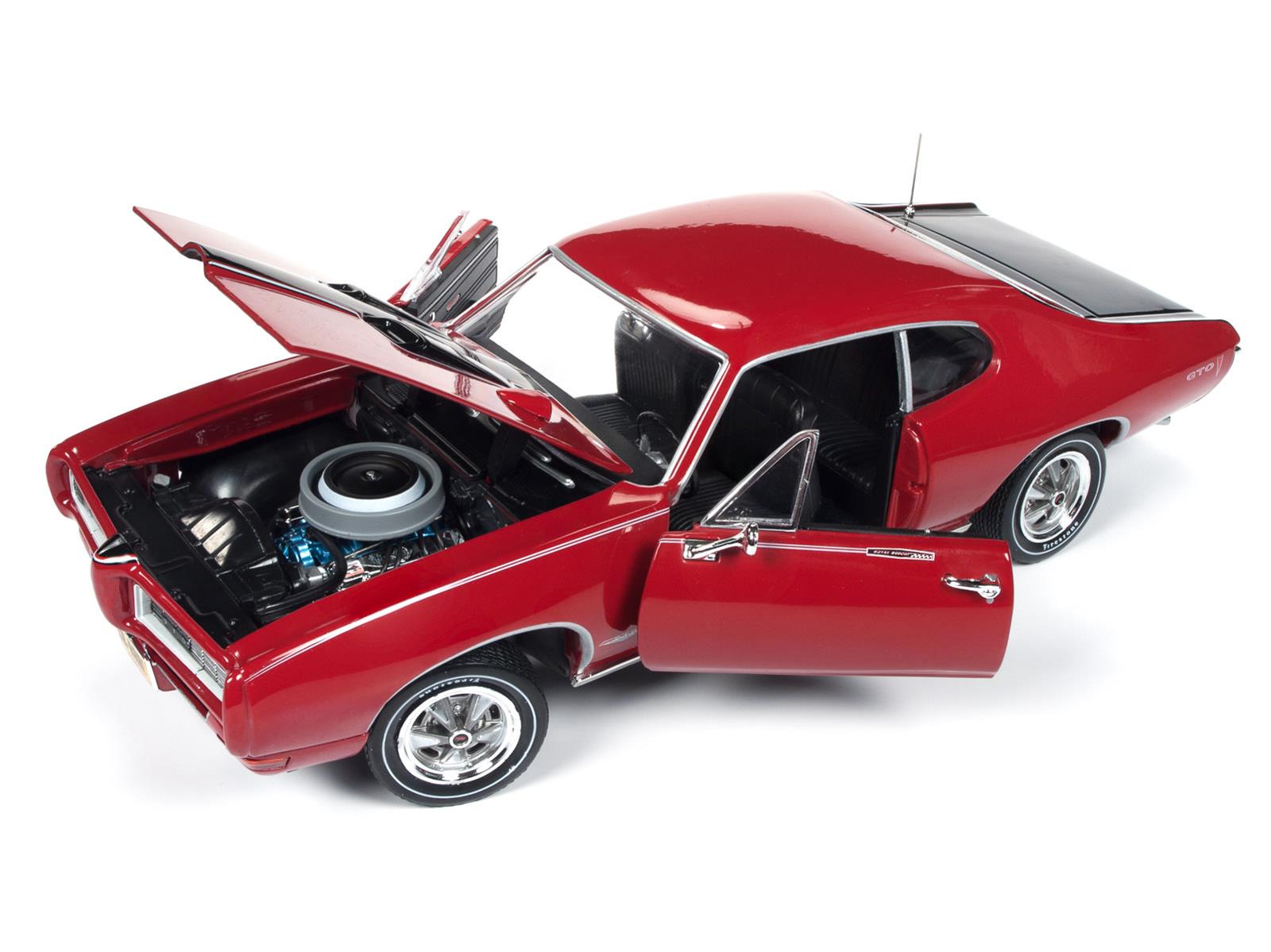 AUTO WORLD AMM1153 1:18 Scale 1968 Pontiac GTO Royal Bobcat