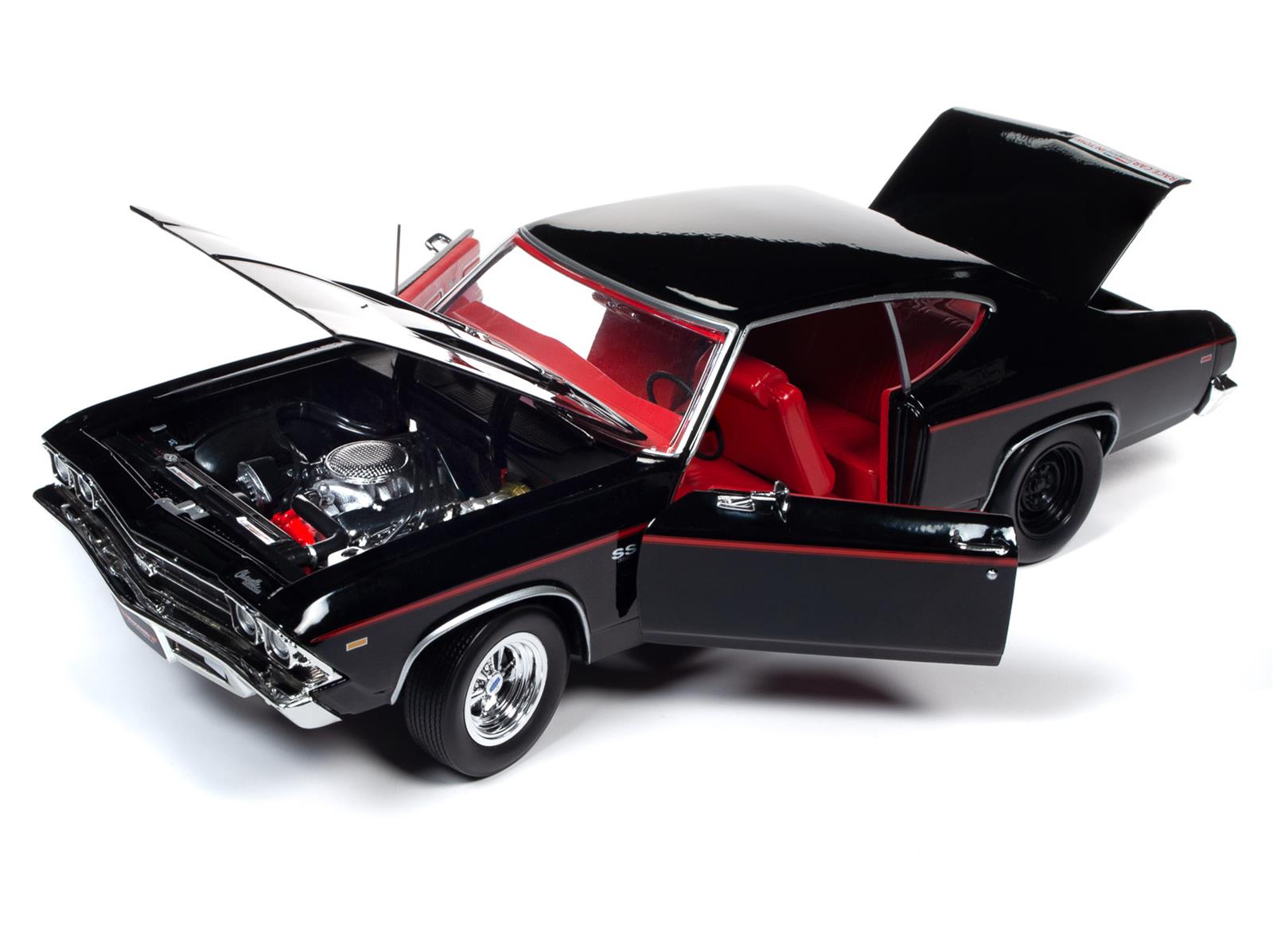 AUTO WORLD AMM1190 1:18 Scale 1969 Chevy Chevelle SS 396 Diecast