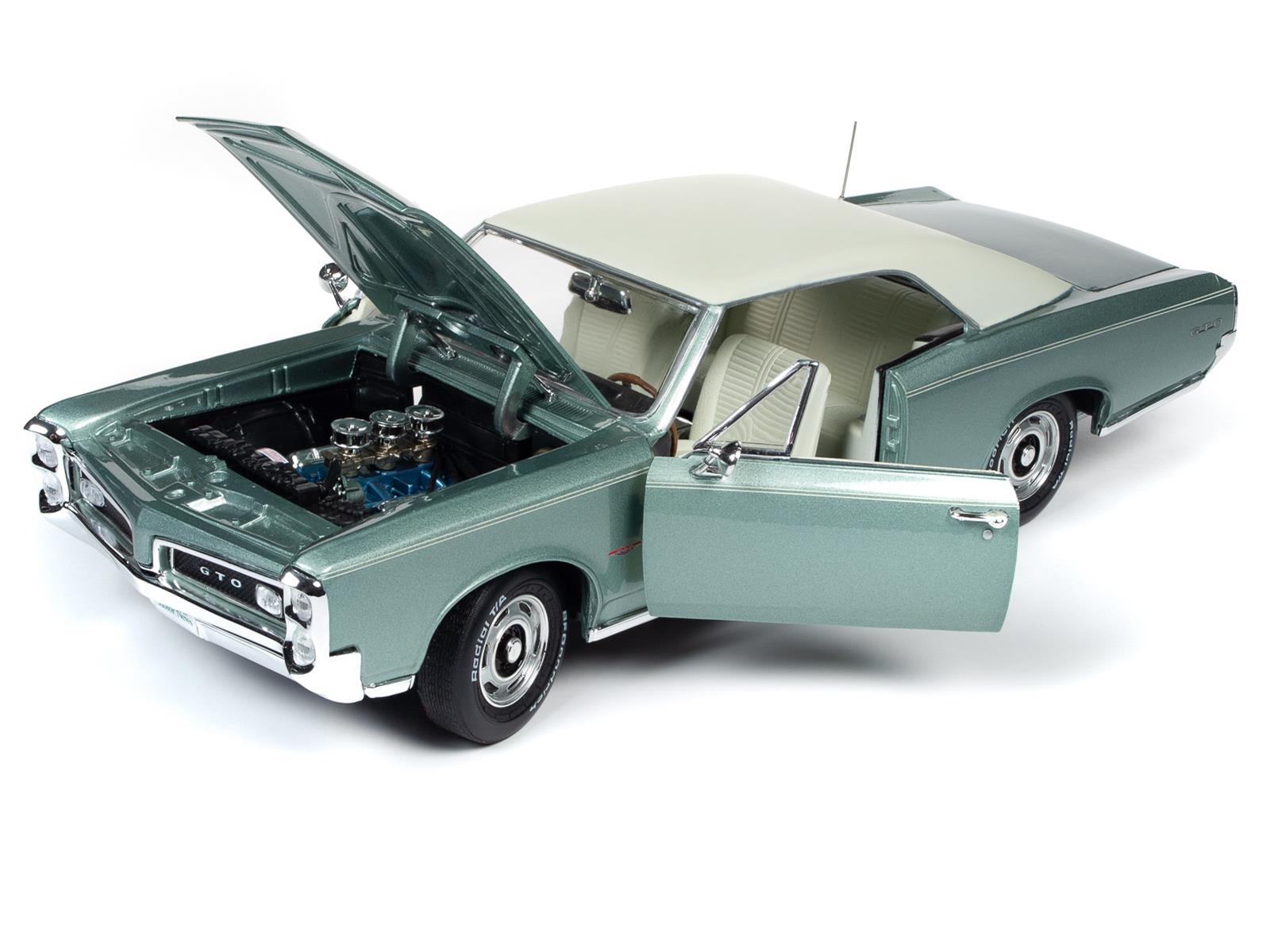 AUTO WORLD AMM1192 1:18 Scale 1966 Pontiac GTO Diecast Model