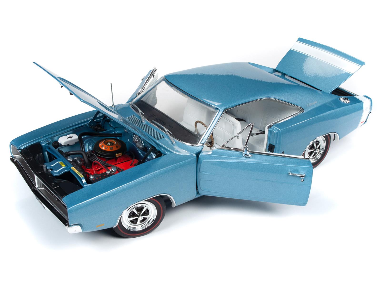 AUTO WORLD AMM1200 1:18 Scale 1969 Dodge Charger R/T 440 Diecast