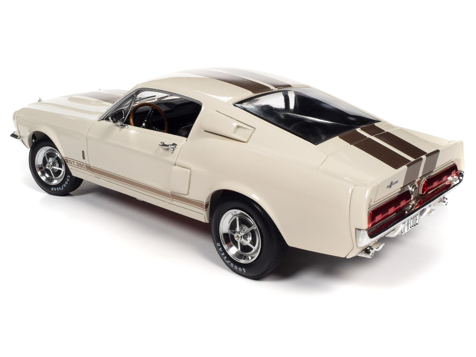 AUTO WORLD AMM1227 1:18 Scale 1967 Ford Mustang Shelby GT350 Diecast ...