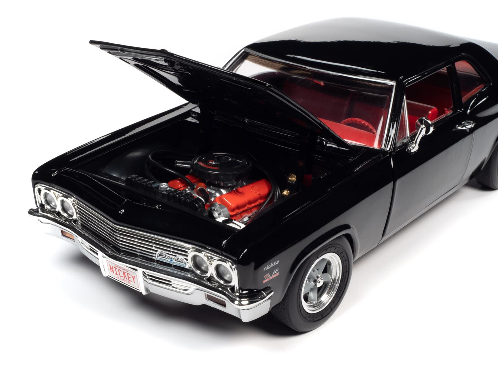 AUTO WORLD AMM1259 1:18 Scale 1966 Nickey Chevrolet Biscayne