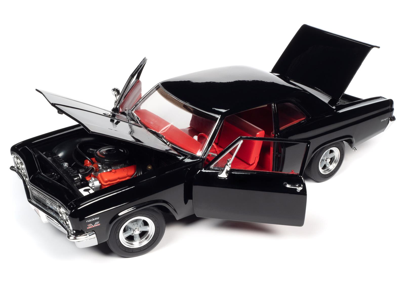 AUTO WORLD AMM1259 1:18 Scale 1966 Nickey Chevrolet Biscayne